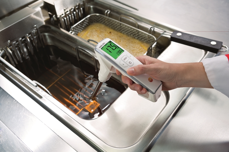 Zeus Street Greek keeps their food fresh by using the Testo 270 to test oil.